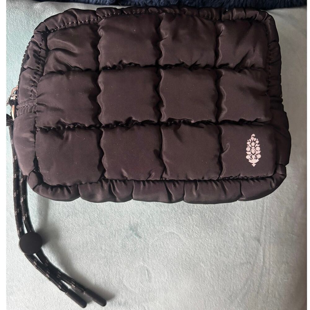 FP Movement Quilted Mini Case - Picture 6 of 8